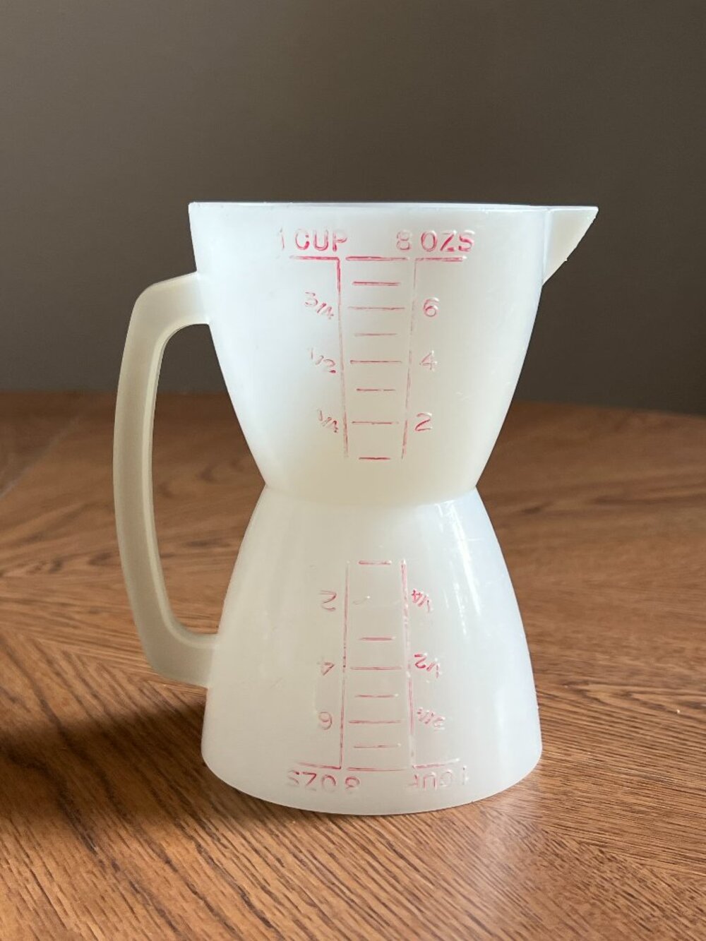 Vintage Tupperware 860 Double Sided Wet & Dry 8oz /1cup Measuring Cup